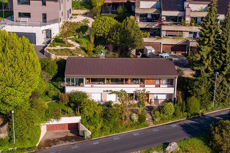 Drone imagery house Evilard